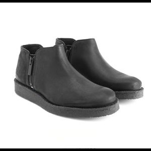 John Fluevog Crowsnest Black Crepe Sole Boots